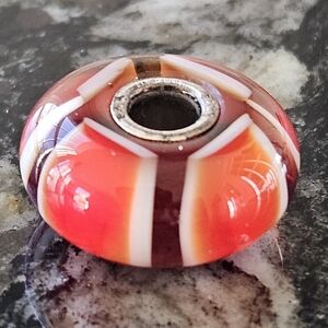 TROLLBEADS Red Symmetry Bead No. TGLBE 10082